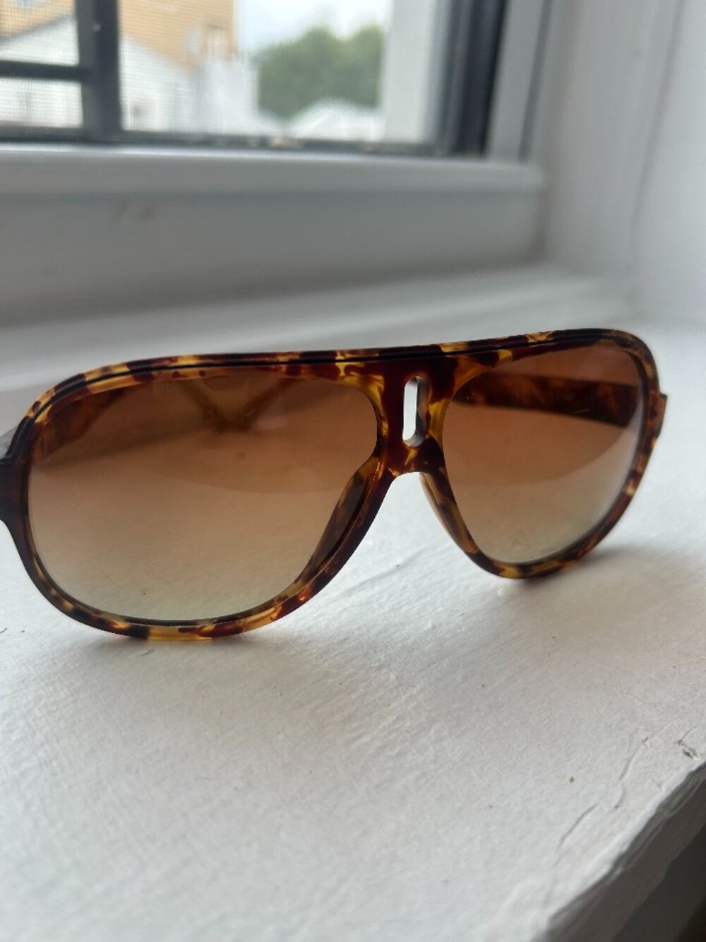 Goodr Mach G Tortoise Aviator Polarized Sunglasses with Pouch